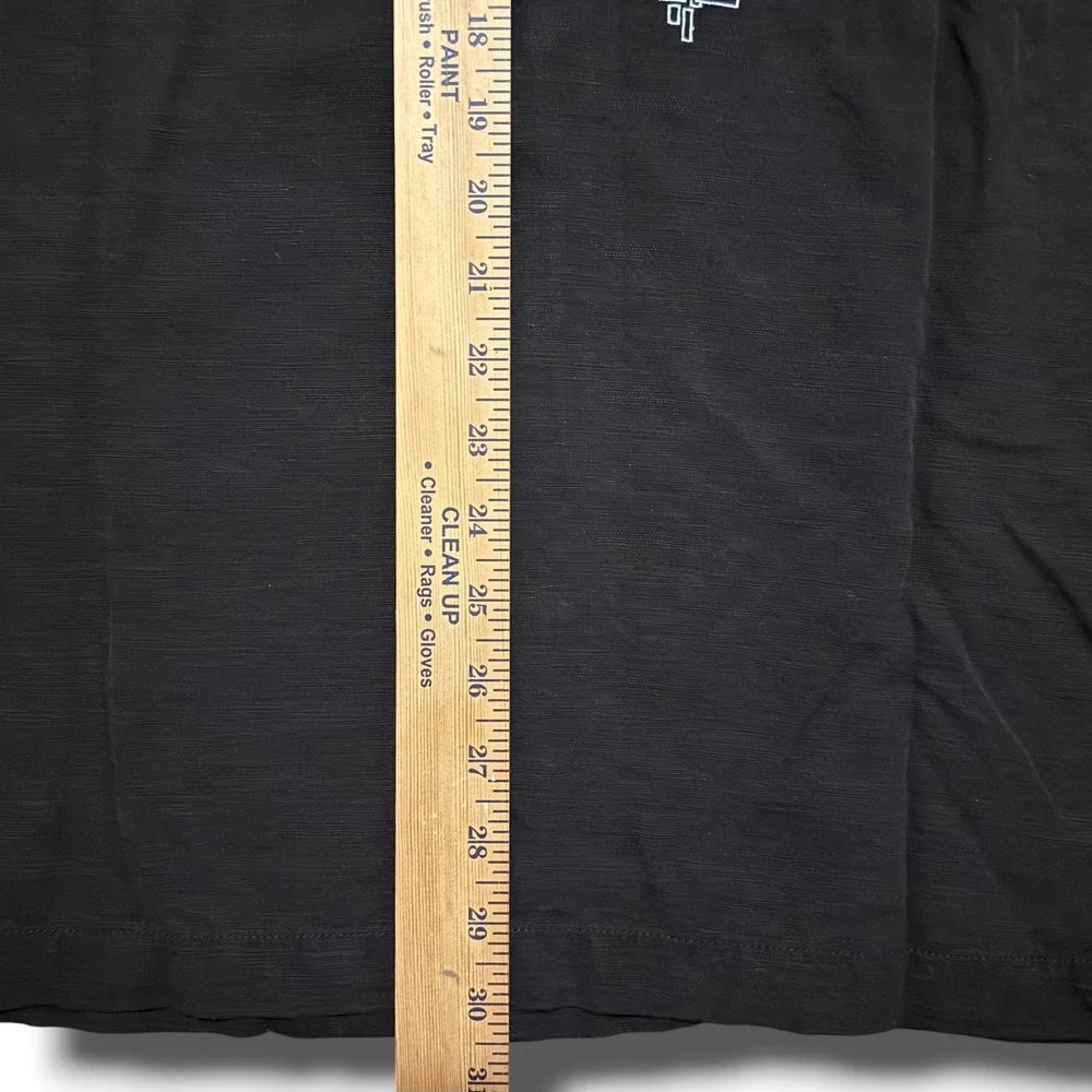 Tommy Bahama Men Large Silk Camp Shirt Black Off The Deep End Pin Up Embroidered - Picture 8 of 8